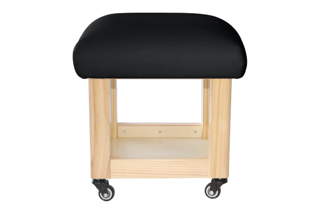 Dřevěný taburet na kolečkách