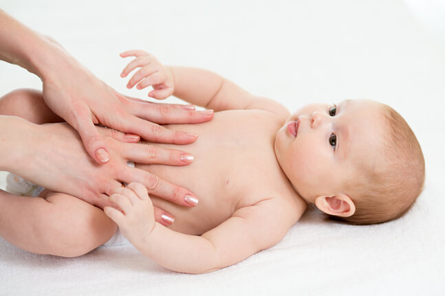 Baby masáž - úvod Baby masáž - úvod
