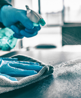 Kdo masíruje, ten také uklízí aneb hygiena v masážním salonu Kdo masíruje, ten také uklízí aneb hygiena v masážním salonu